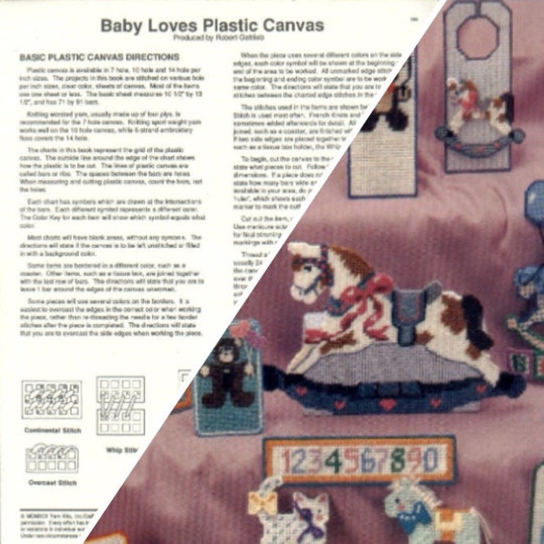Pode incluir: Uma p&aacute;gina de "Baby Loves Plastic Canvas" com instru&ccedil;&otilde;es e exemplos de artesanato em tela pl&aacute;stica. A imagem mostra projetos finalizados, incluindo um cavalo de balan&ccedil;o, um ursinho de pel&uacute;cia e um cabide de porta com um design de cavalo de balan&ccedil;o.