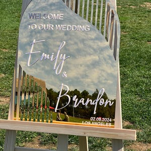 Arched Wedding Welcome Sign, Gold Mirror Acrylic Welcome Sign, Gold Mirror Wedding Signage, Custom Weddin Sign, Wedding Stationery