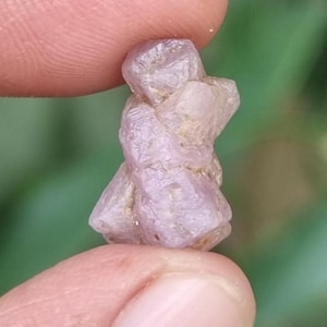 Raw Purple Ruby Specimen: Natural Healing Crystal (16x08 MM, 11 Carat