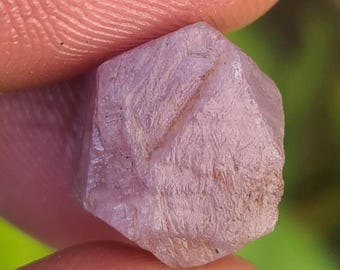 Raw Purple Ruby Triangle Reiki Crystal Healing Marvelous Ruby Stone (11x11x9MM)