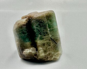Zambian Raw Emerald: Rough Healing Stone Gemstone Natural Shape 31 mm