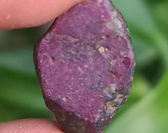 Rubin Rohstück: Natürliches Rot Rubin Kristall Heilstein für Schmuck 32 CTS