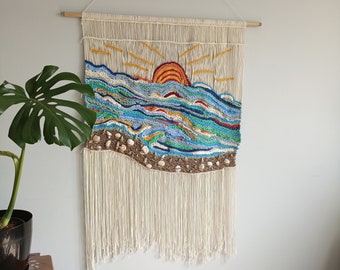 Ocean / Beach Theme Hand Woven Wall Tapestry for Livingroom Bedroom, Vibrant Color, Crochet Wall Hanging, Fiber Art, Seashells Aesthetic