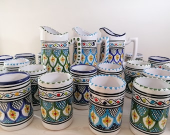 Juego de cerámica artesanal que incluye 1 jarra y 6 tazas: diseño étnico tunecino.