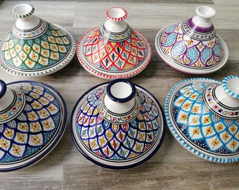 Bellissime Tajine grandi Tunisine Marocchine in ceramica decorata a mano diametro 27cm. Tajine dipinto a mano / Tajine fait main /Echo a mano