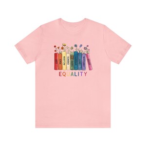 Gleiche Rechte Shirt, soziale Gerechtigkeit Shirt, Gleichheit Frieden Liebe Kindness Shirt, feministisches Geschenk, schwarze Geschichte Monat, Anti Rassismus Shirt, Vintage Bild 6
