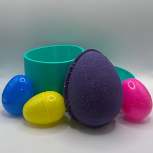 Egg Bath Bomb Mold // Holy Week and Easter