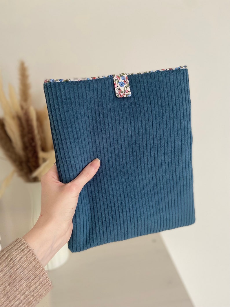 Pochette livre poche et broché tissu, housse de protection livre à fermeture scratch, housse en tissu velours côtelé Bleu acier