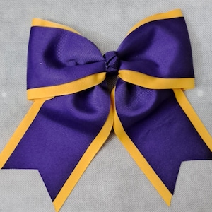 Hårrosett i massivt gult guld och lila med två lager