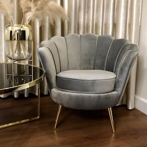 Moderner grauer Samtschalen-Stuhl - Weicher glamouröser Akzent-Sessel für Eingangsbereich, Make-up-Velität, Schlafzimmer oder Salon-Wartezimmerdekor