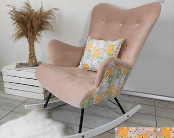 Powder Pink bunter skandinavischer Schaukelsessel // Schaukelstuhl Sessel // WINGBACK