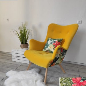 Gelber skandinavischer Sessel mit Muster / Schaukelstuhl // WINGBACK
