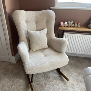 Creamy Bouclé Scandinavian armchair rocking armchair/ nursing chair // Schaukelstuhl/ Sessel