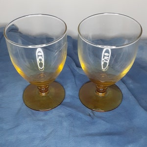 Goblets clear to amber set of 2/ice tea water wine glasses