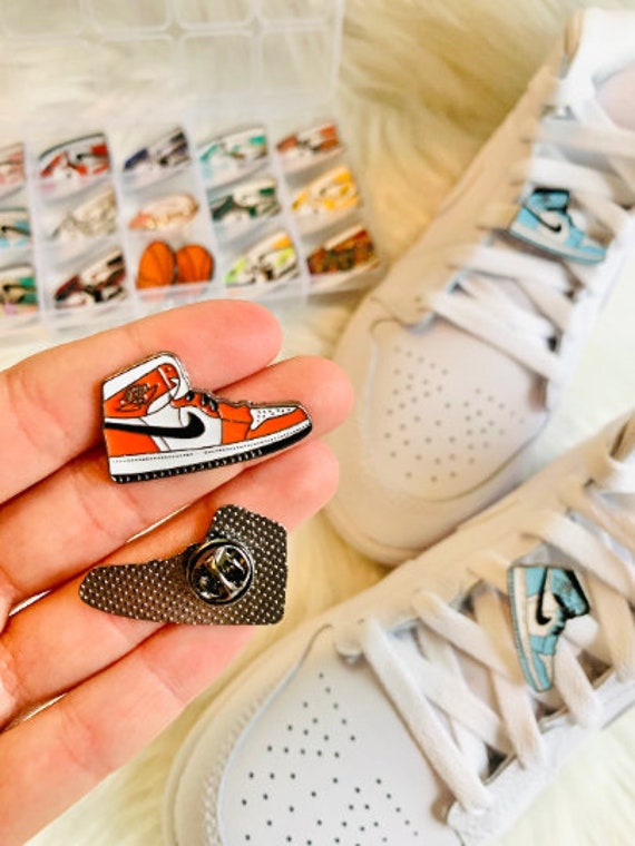 carolino Identificar Interrupción New Nike Air Jordan 1 Shoe Pins / Buckles / Lace Locks Metal 1 - Etsy