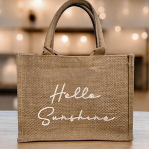 Burlap Tote Bag, Bridesmaid Tote, Reusable Gift Bag, Bachelorette Gifts, Girls Trip Gifts, Bridesmaid Gifts, Jute Bag, Beach Tote Bag
