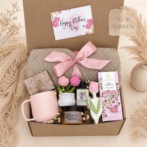 Pamper Care Package, Gifts for Mom, Best Mom Ever Gifts, Mother’s Day Gifts Tulip Garden