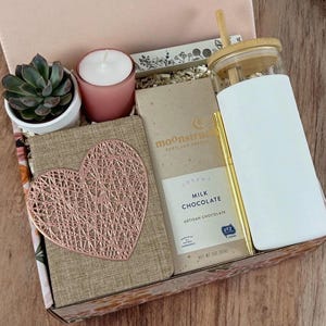 Bridal Shower Gift Set: Wedding Gift for the Bride, Tea Set or Blanket - Personalized Card Radiant Rose