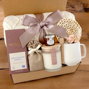 Self Care Gift Box: Tea, Succulent & Personalized Card Moody Mauve