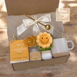Graduation Gift Box, Congratulations Gift, Phd Graduation Gift, College Grad Gift, College Graduation, Grad Gifts, Congrats Gift Box Sunflower w Blanket