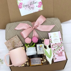 Mother's Day Care Package, Self Care Gift Box, Thinking of You, Birthday Gift Box for Her