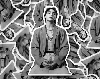 Jungkook Seven Photo Sketch 4 | Naklejki | Naklejka Bangtan | Jungkook | Jungkook bez koszulki | Naklejka winylowa na laptopa, kubek, telefon