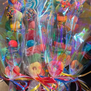 Brochetas de caramelo y piruletas