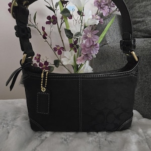 NWT Vintage Y2K Black Signature Juaquard Bleecker Shoulder Bag.  Never worn.