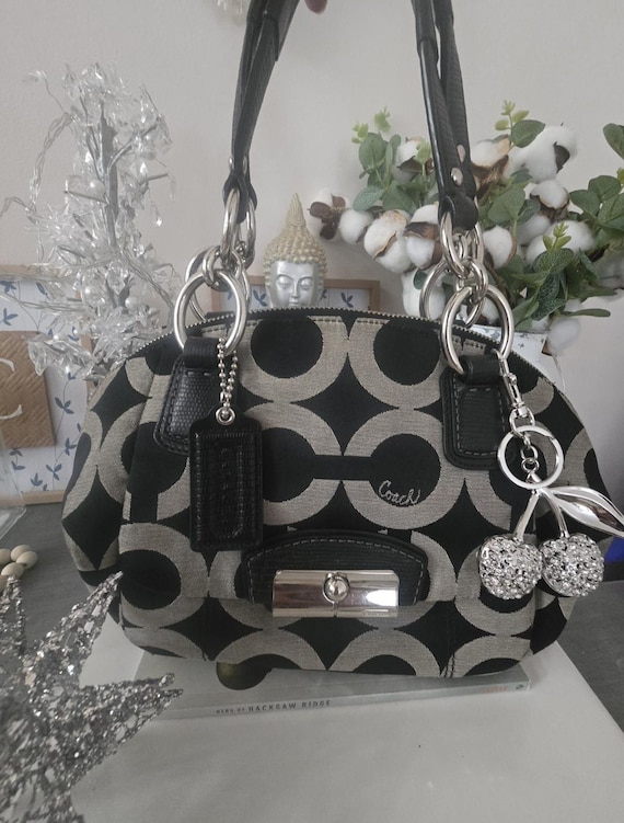 バッグ Y2K COACH Black Op Art Shoulder ToteBag Coach vintage y2k style op art black and Grey satchel… - Gem
