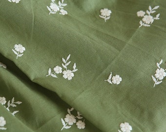 Green Floral Linen Fabric,Embroidered Fabric,Flower Linen Fabric,Linen Fabric,Quilting Fabric,Fabric By 1/2 Yard,Daisy Fabric