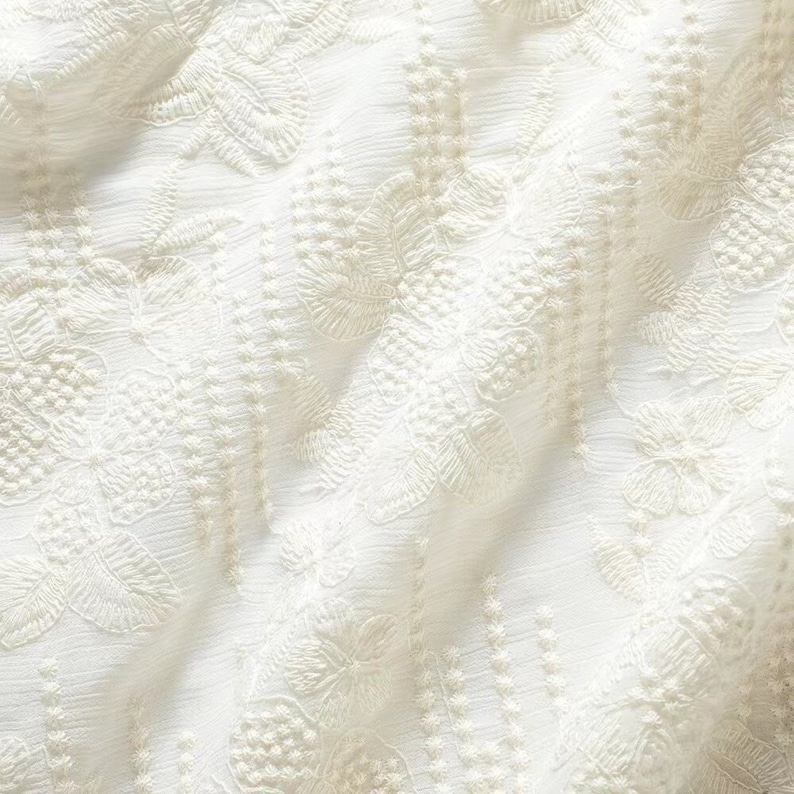 Tessuto di cotone floreale bianco,tessuto ricamato,tessuto vintage,tessuto tagliato su misura,tessuto per bambini,tessuto abito da sposa,tessuto da tappezzeria immagine 6