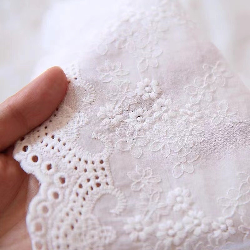 Vintage off White Cotton Lace Trim Embroidered Scalloped Lace 3