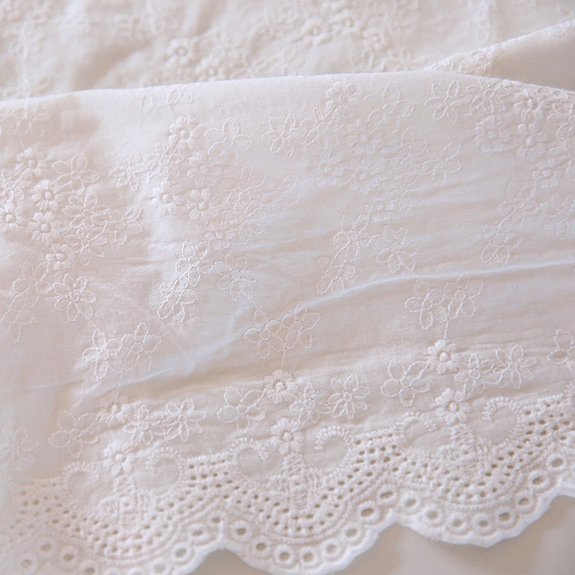 Elegant White Lace Floral Dress With Tulle Patchwork By Wavlynn For Spring Occasions And Weddings