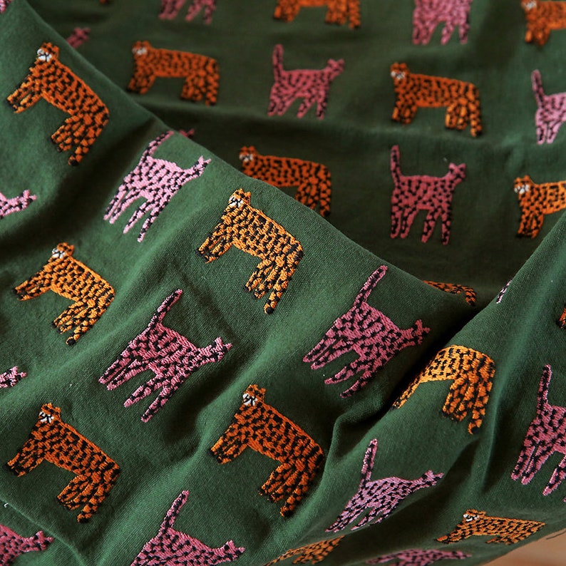 Tiger Embroiderd Linen Cotton Fabric,Green Embroidered Fabric,Designer Fabric,Quilting Fabric,Fabric By Yard,Thick Fabric,Linen Fabric zdjęcie 2