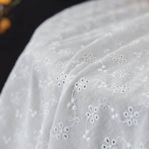 White Floral Cotton Fabric,Wedding Embroidered Fabric,Flower Fabric,Quilting Fabric,Designer Fabric,Dress Fabric By Yard,Daisy Fabric