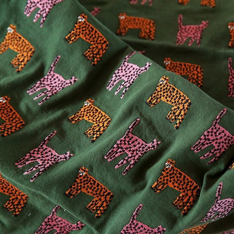 Tiger Embroiderd Linen Cotton Fabric,Green Embroidered Fabric,Designer Fabric,Quilting Fabric,Fabric By Yard,Thick Fabric,Linen Fabric zdjęcie 8
