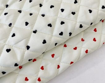 Weißer Steppstoff mit Herzmuster, Steppstoff, Jackenstoff, weicher Stoff, wattierter Stoff, Nähstoff, Winterstoff, DIY-Stoff, Stoffstücke à 0,5 Yards