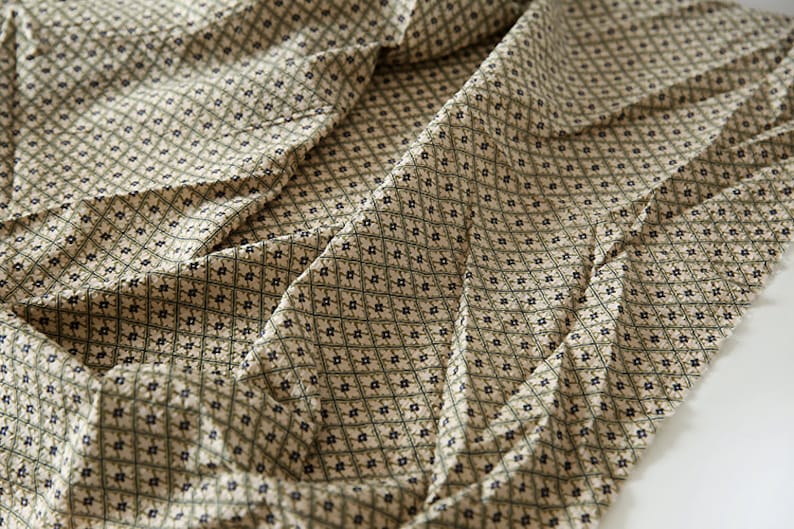 Tela de algodón floral, tela de acolchado floral, tela de diseñador marrón, tela cortada a medida, tela por metro, tela de algodón, tela vintage imagen 4