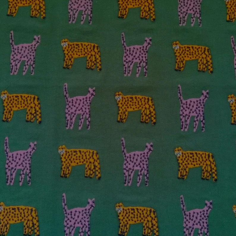 Tiger Embroiderd Linen Cotton Fabric,Green Embroidered Fabric,Designer Fabric,Quilting Fabric,Fabric By Yard,Thick Fabric,Linen Fabric zdjęcie 5