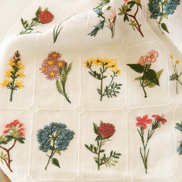 Geborduurde katoenen stof met bloemen, Quiltstof, Designerstof, Bloemenstof, Geborduurde stof, Jurkstof, Stof op maat gesneden, Katoenen stof