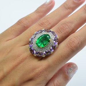 Grote smaragdgroene cocktailring, edelsteenhaloring, veelkleurige statementring, designer cocktailring, vintage verbodstijdperk sieraden