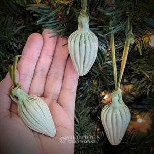 Handgemaakt keramisch zaailingornament