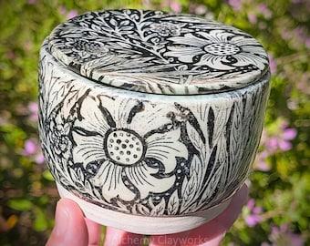 Mantequera francesa Art Nouveau botánica hecha a mano