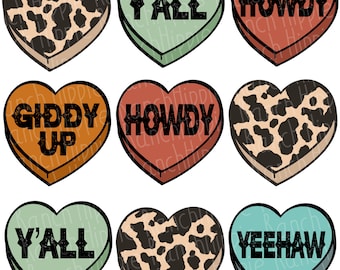 Puede incluir: Nueve corazones de caramelo en forma de corazón con diferentes lemas y patrones. Los lemas incluyen "Y'all", "Howdy", "Giddy Up" y "Yeehaw". Algunos corazones tienen un patrón de vaca.