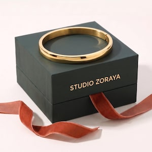 Pulseira Dourada com Dobradiça, Pulseira Grossa Dourada para Usar em Conjunto, Pulseira Articulada em Aço Inoxidável que Não Mancha, Presente Moderno para Ela