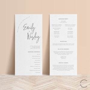 Può includere: Programma della cerimonia di matrimonio con un design in bianco e nero. Il programma include i nomi Emily e Wesley, la data e la location del matrimonio, e un elenco dei membri della festa di nozze. Il programma include anche una sezione per la cerimonia di matrimonio e una sezione per i ringraziamenti.
