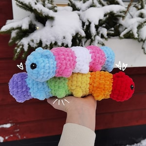 Orugas PRIDE / Peluches LGBTQ+ de crochet hechos a mano