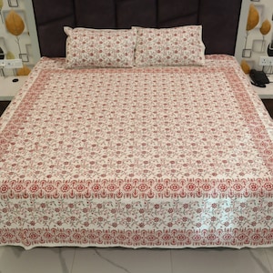 Hand Printed Bedsheet, Block Print Bedsheet With 2 Pillow Covers Flower Print Design Soft and Comfy Bedspread Home decor Bedroom-decor