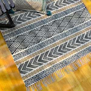 Hand Block Printed Cotton Area Rug, Indian Cotton Rug, Black & Yellow Geometric Pattern Cotton Area Rug for Living Room 4x6 6x9 8x10 Feet
