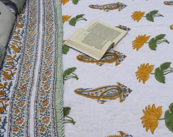 Edredón de algodón con estampado floral en bloques: cubrecama reversible Jaipuri Razai